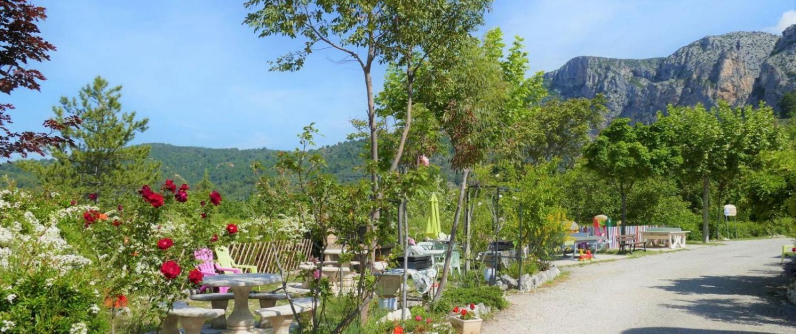 Camping Le Vieux Colombier Moustiers-Sainte-Marie Exteriér fotografie